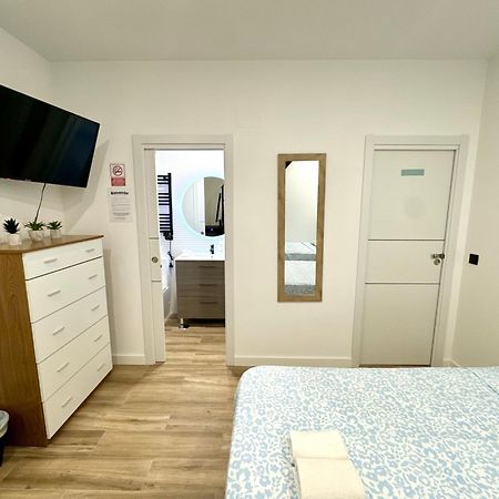 Apartamentos Castillejos Madrid Bagian luar foto