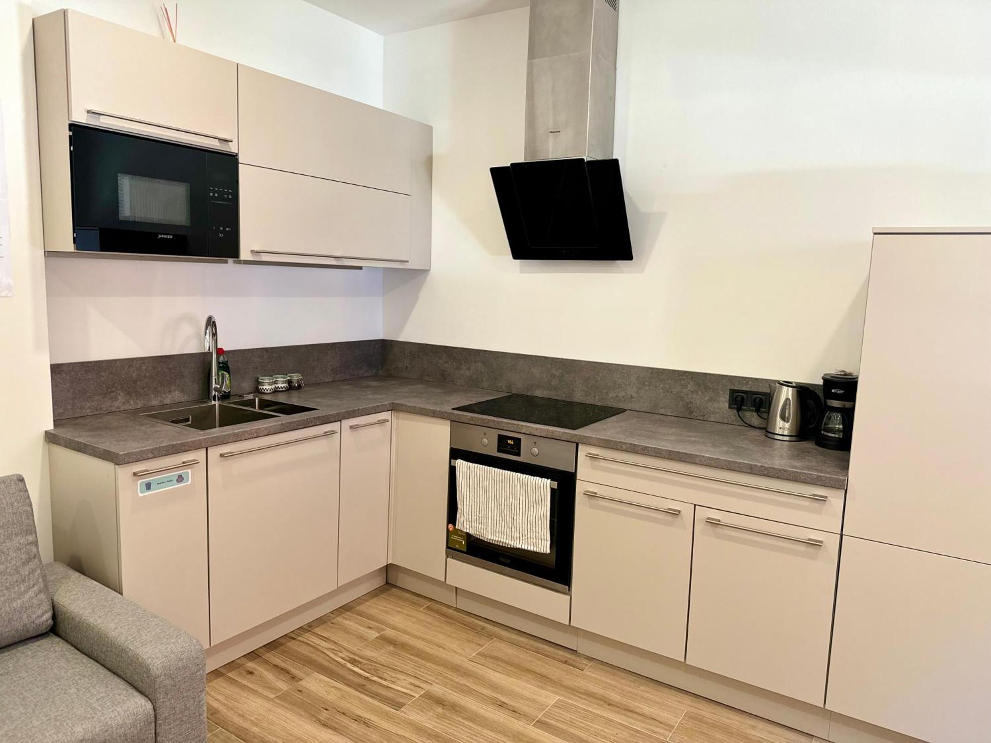 Apartamentos Castillejos Madrid Bagian luar foto