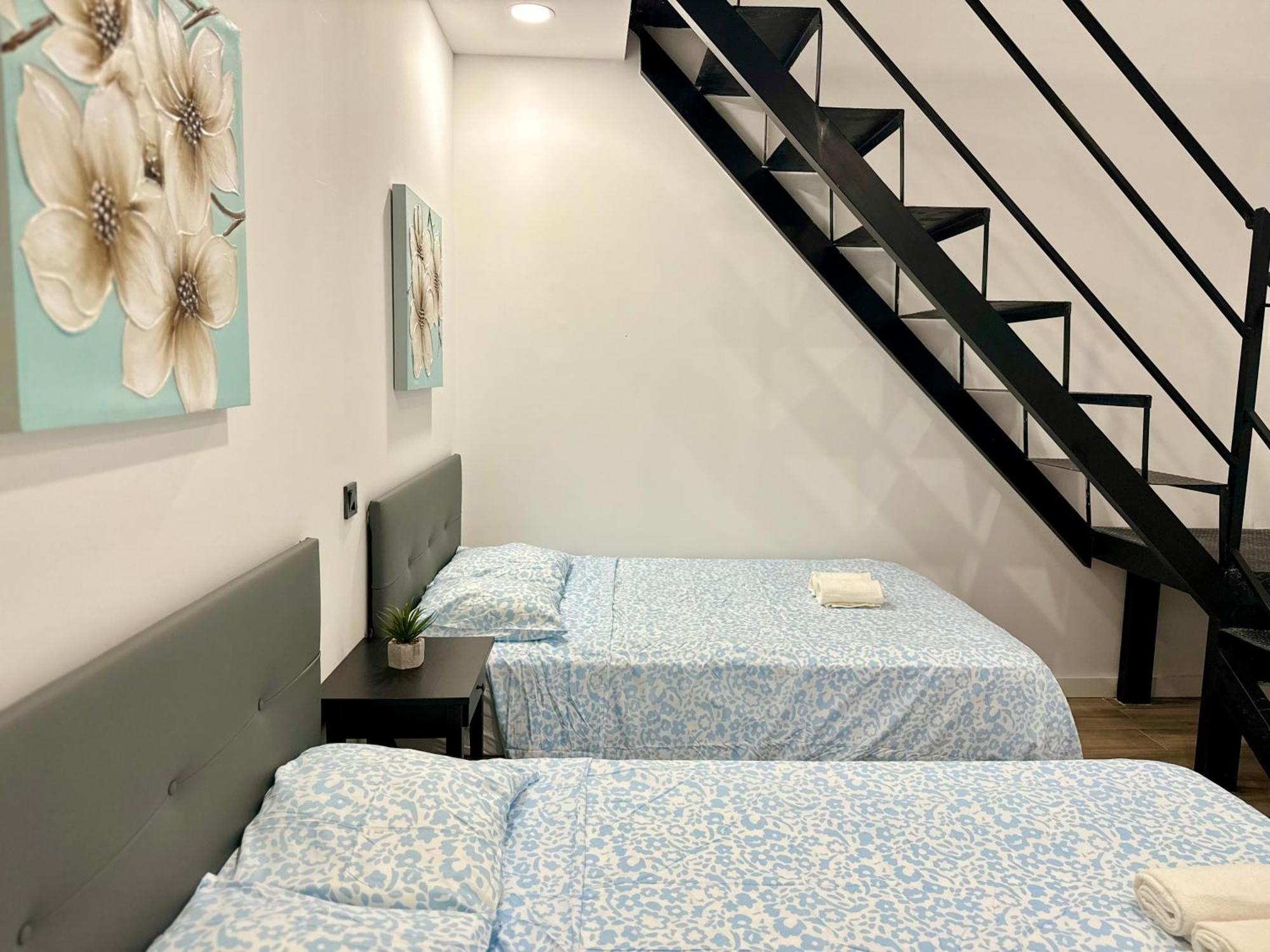 Apartamentos Castillejos Madrid Bagian luar foto